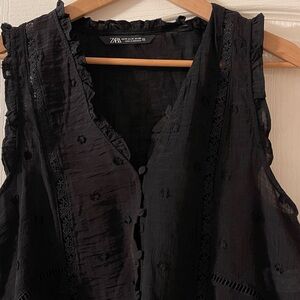 Zara Black short black v neck button up Sleeveless Blouse